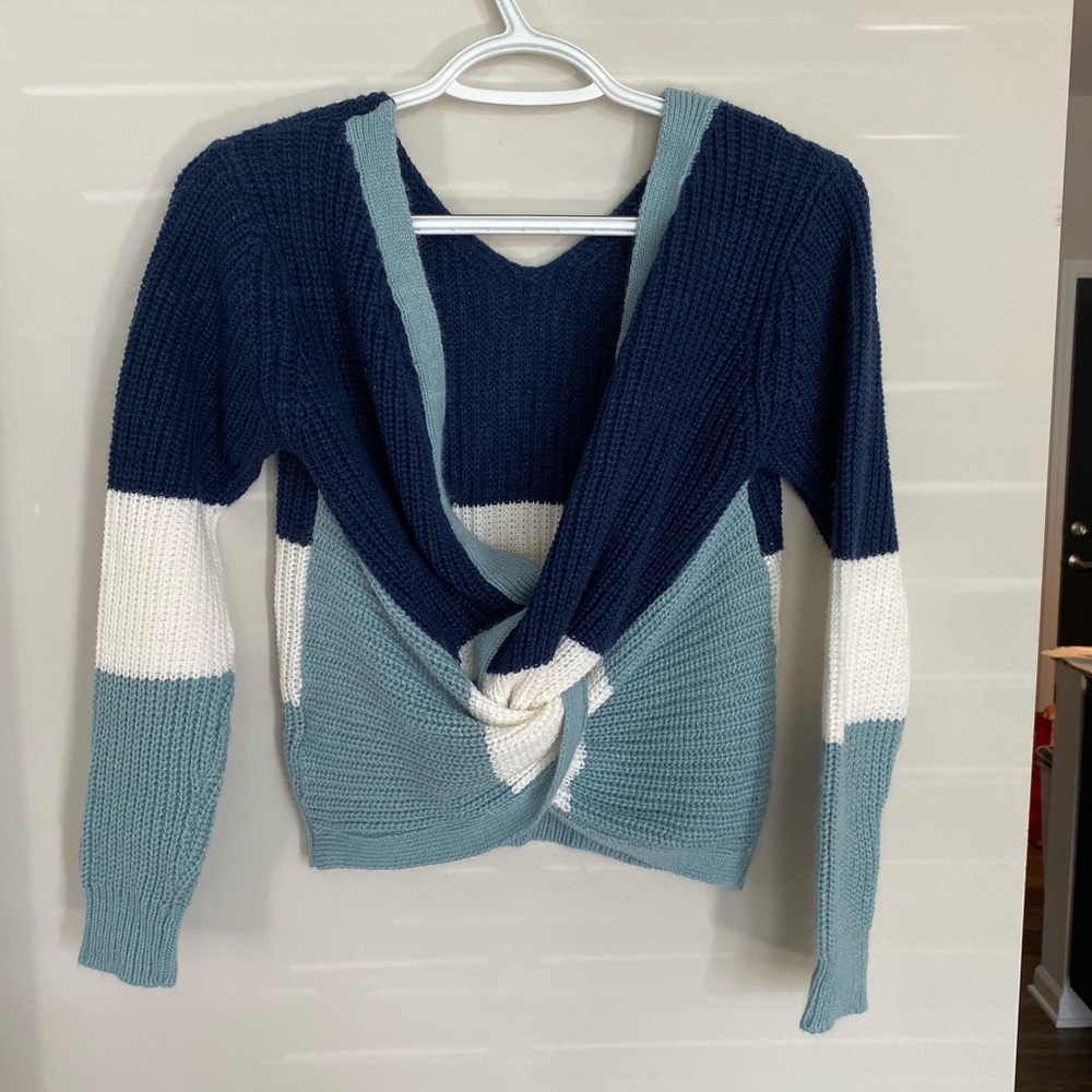Cute sweater!